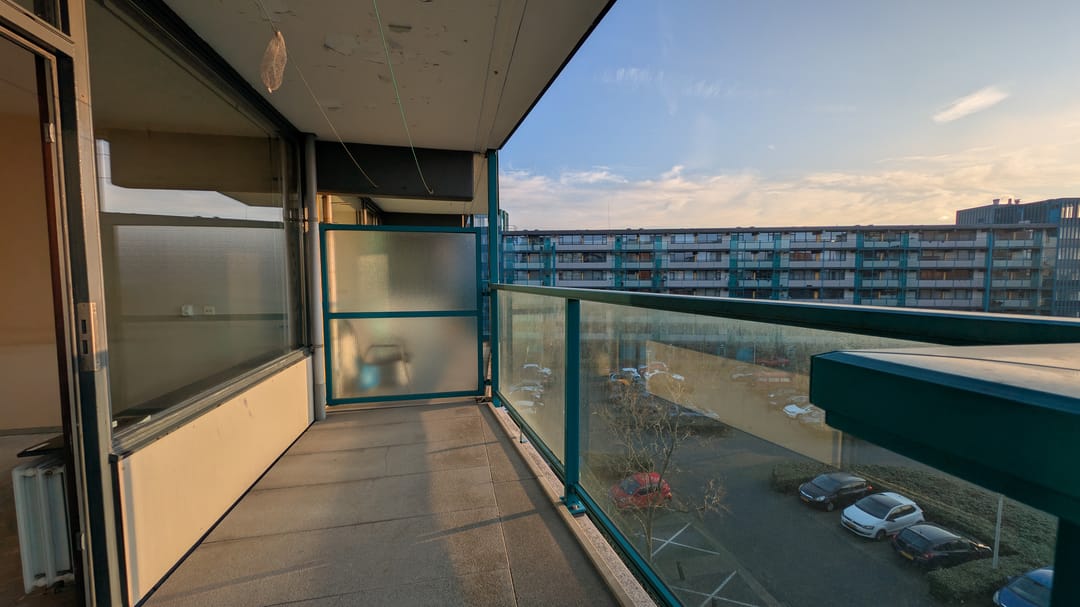 Spacious 4-room apartment with sunny southwest-facing balcony in central Leiderdorp — 8