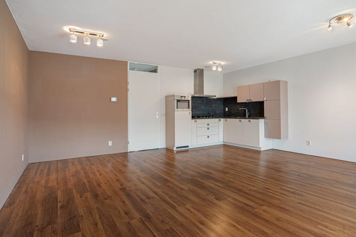 Photo 4 of J.L. van Rijweg 140