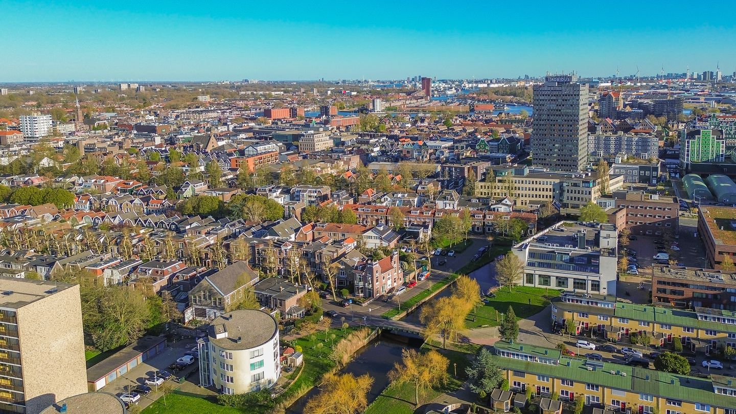 Foto 35 van Marga Klompéstraat 11