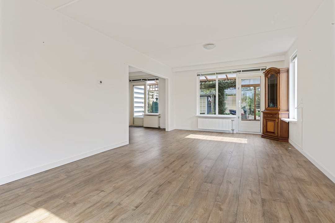 Photo 8 of Schoener 12 11