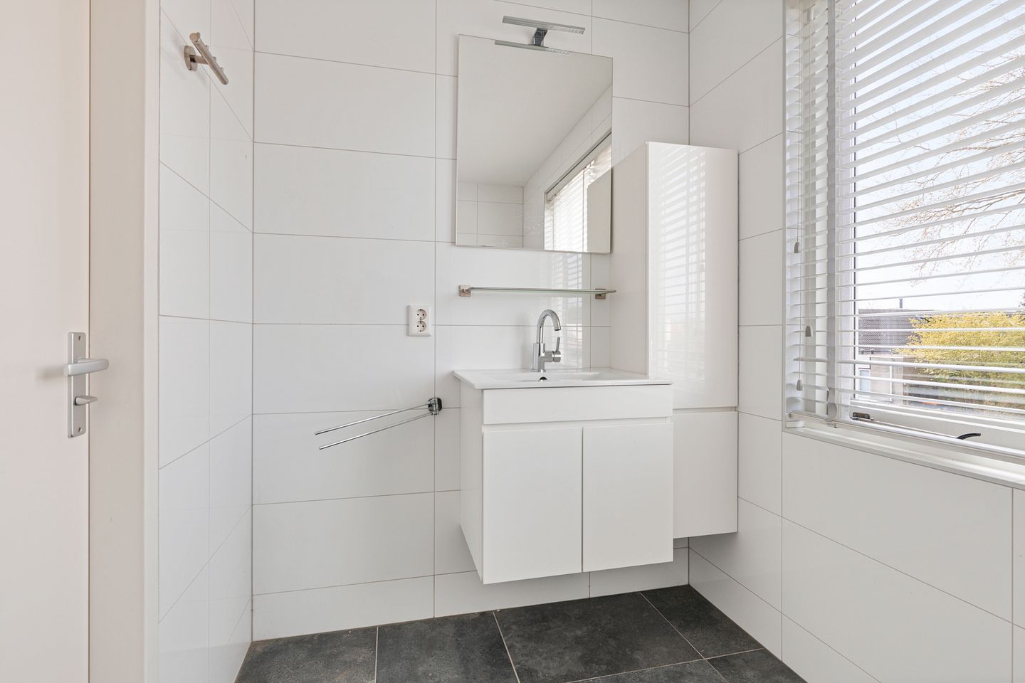 Photo 25 of Schoener 12 11