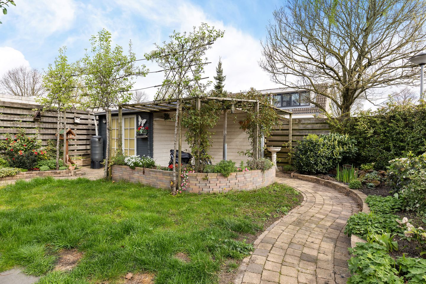 Photo 29 of Schoener 12 11