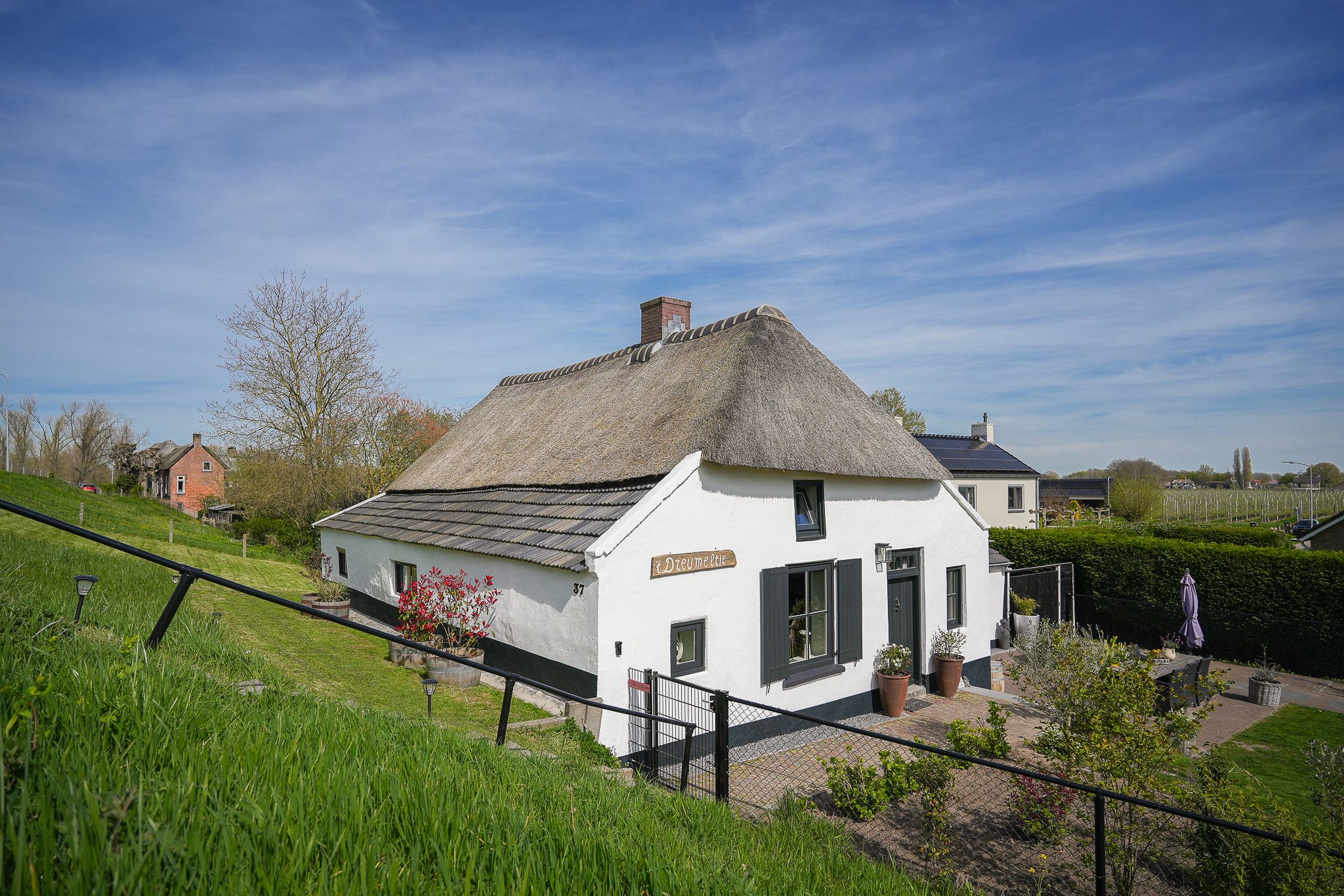 Waaldijk 37 