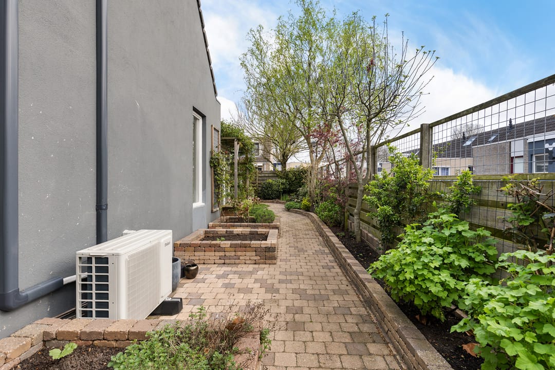 Photo 32 of Schoener 12 11