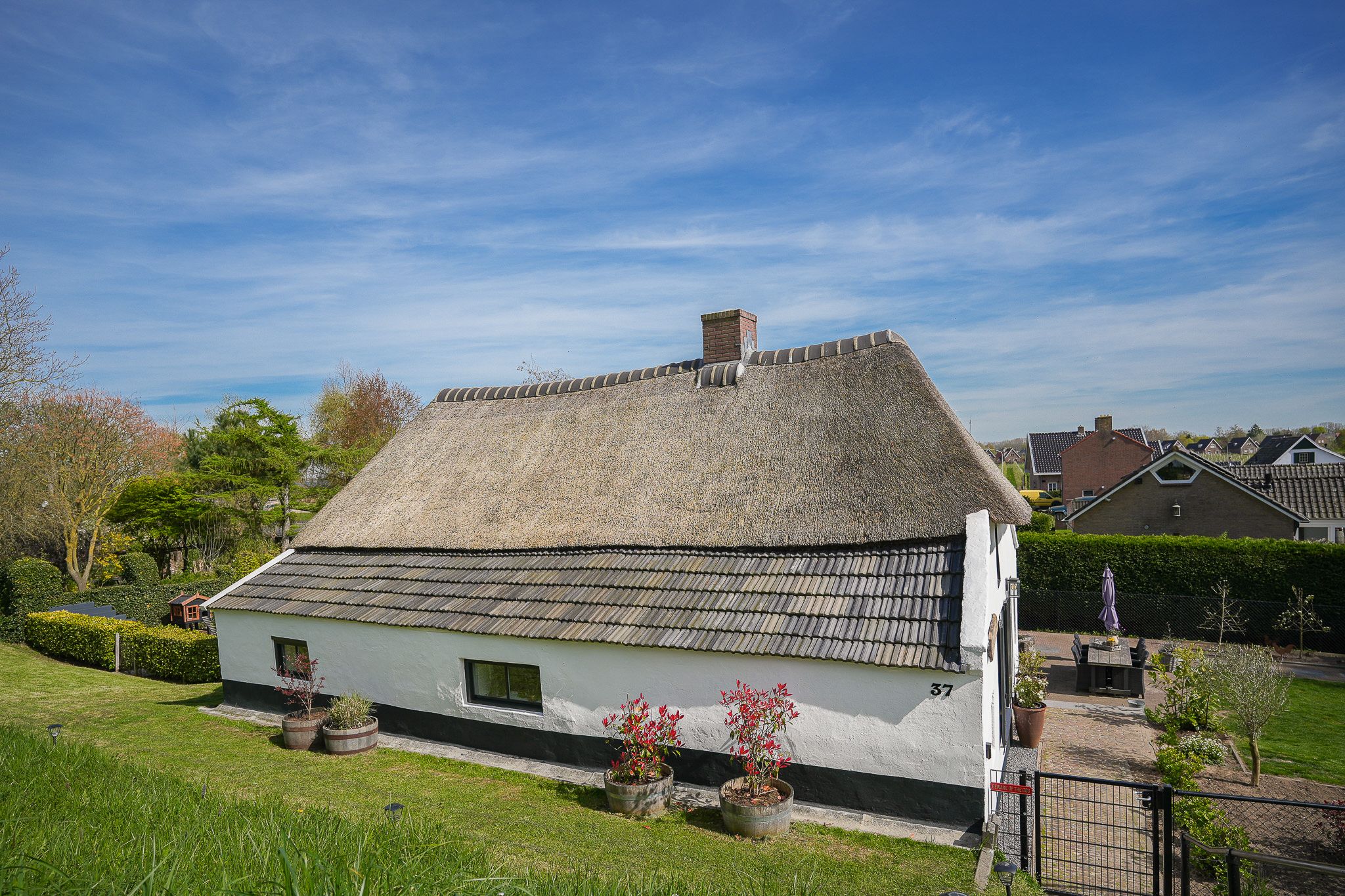 Charming Monumental Dike Farmhouse from 1897 in Dreumel — 42