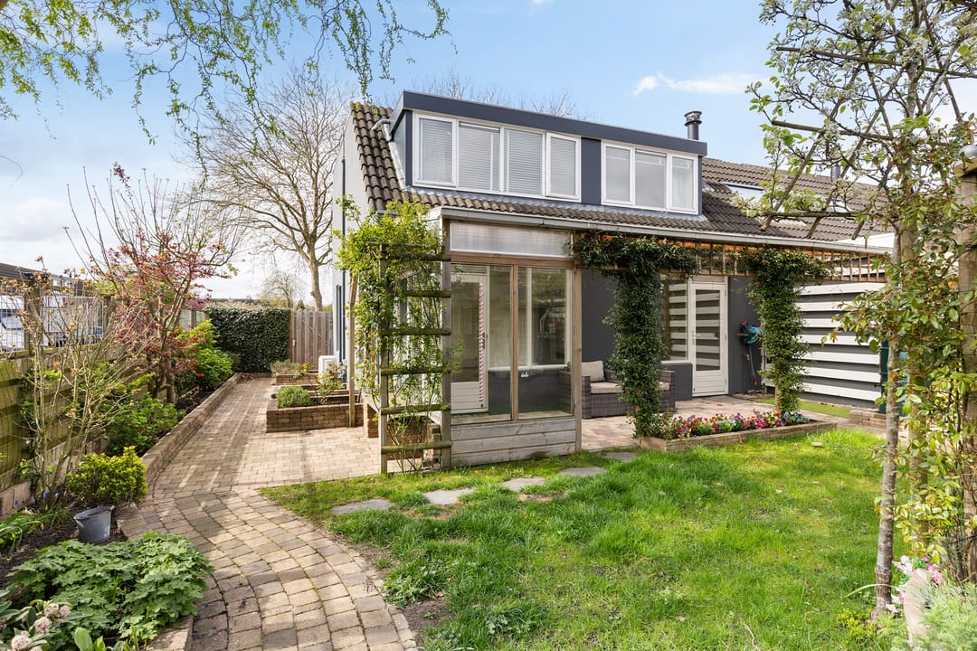 Photo 28 of Schoener 12 11