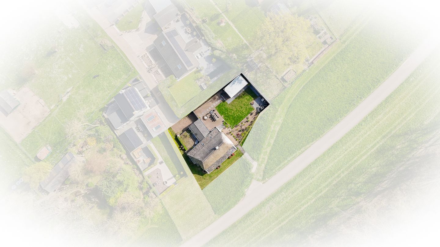 Charming Monumental Dike Farmhouse from 1897 in Dreumel — 49