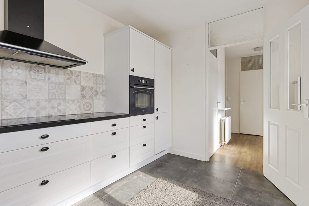 Photo 16 of Schoener 12 11