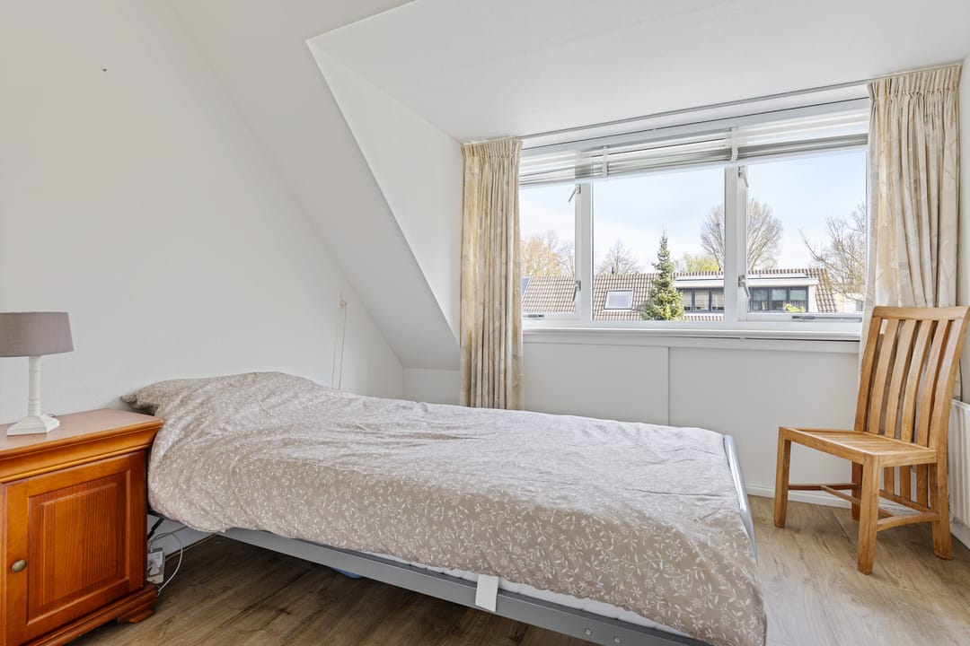 Photo 22 of Schoener 12 11