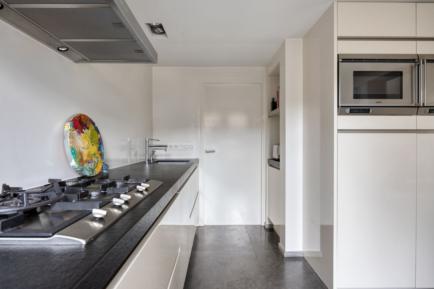 Photo 25 of Blommert 11
