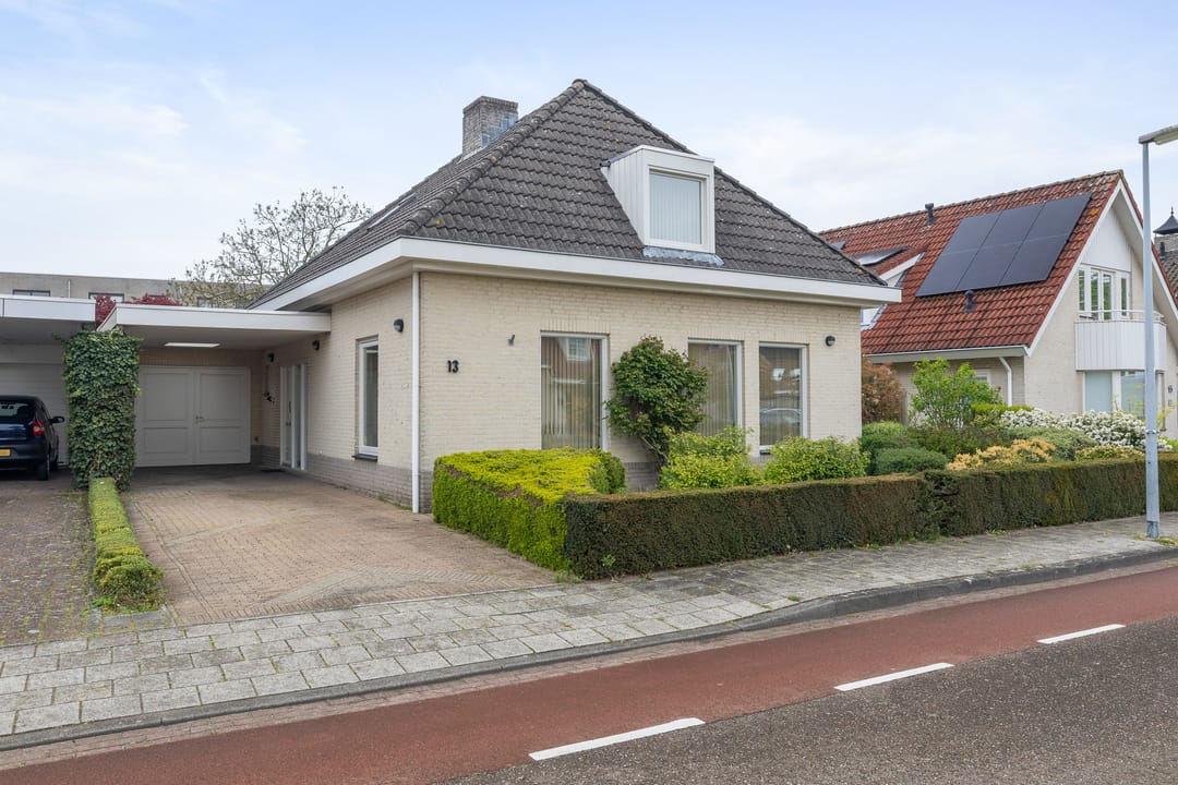 Foto 1 van Hooghuis 13