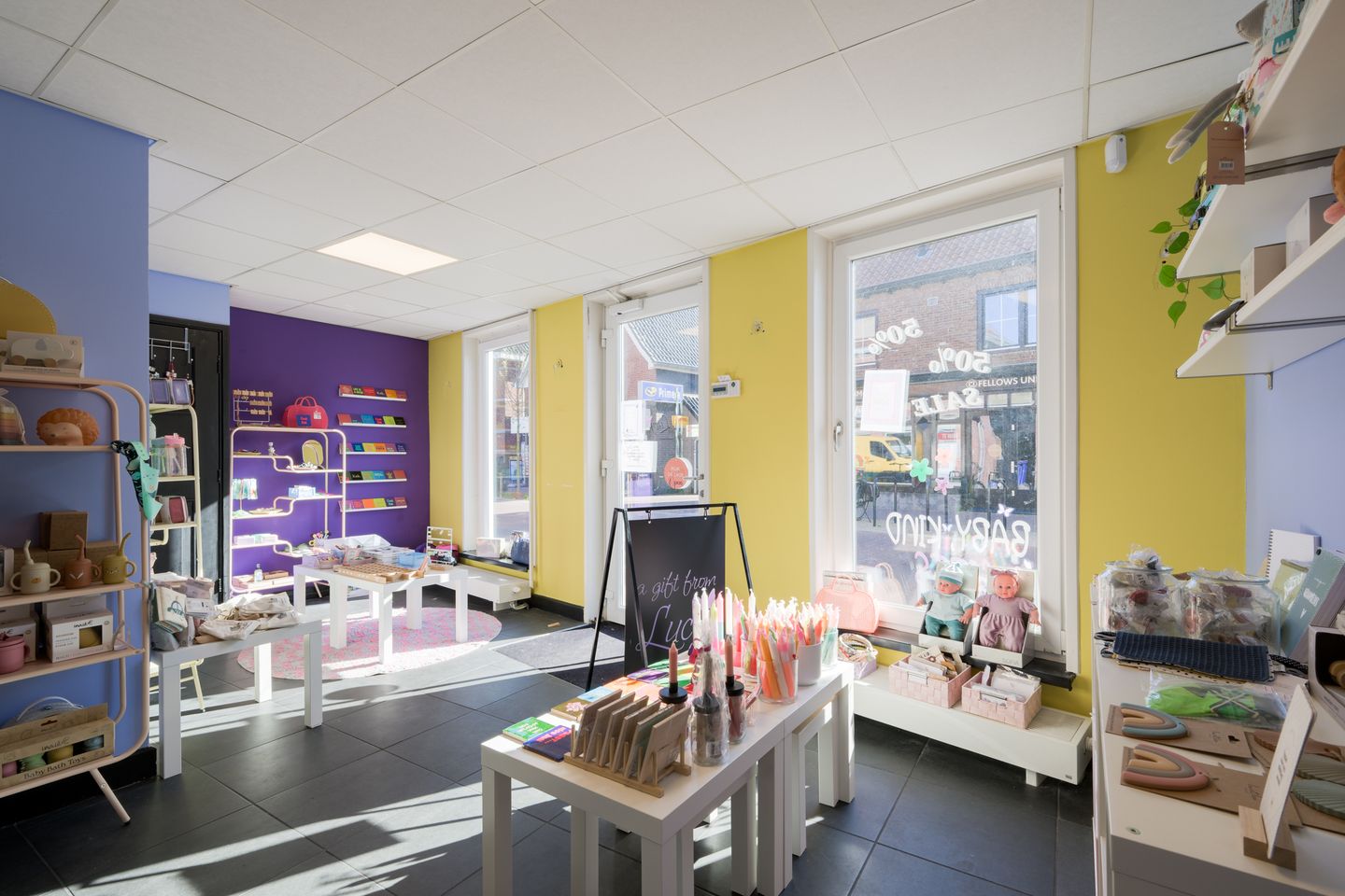 View photo 2 of Hogestraat 44