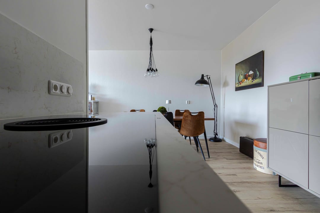 Luxurious Renovated Apartment in the Heart of Heerlen — 22