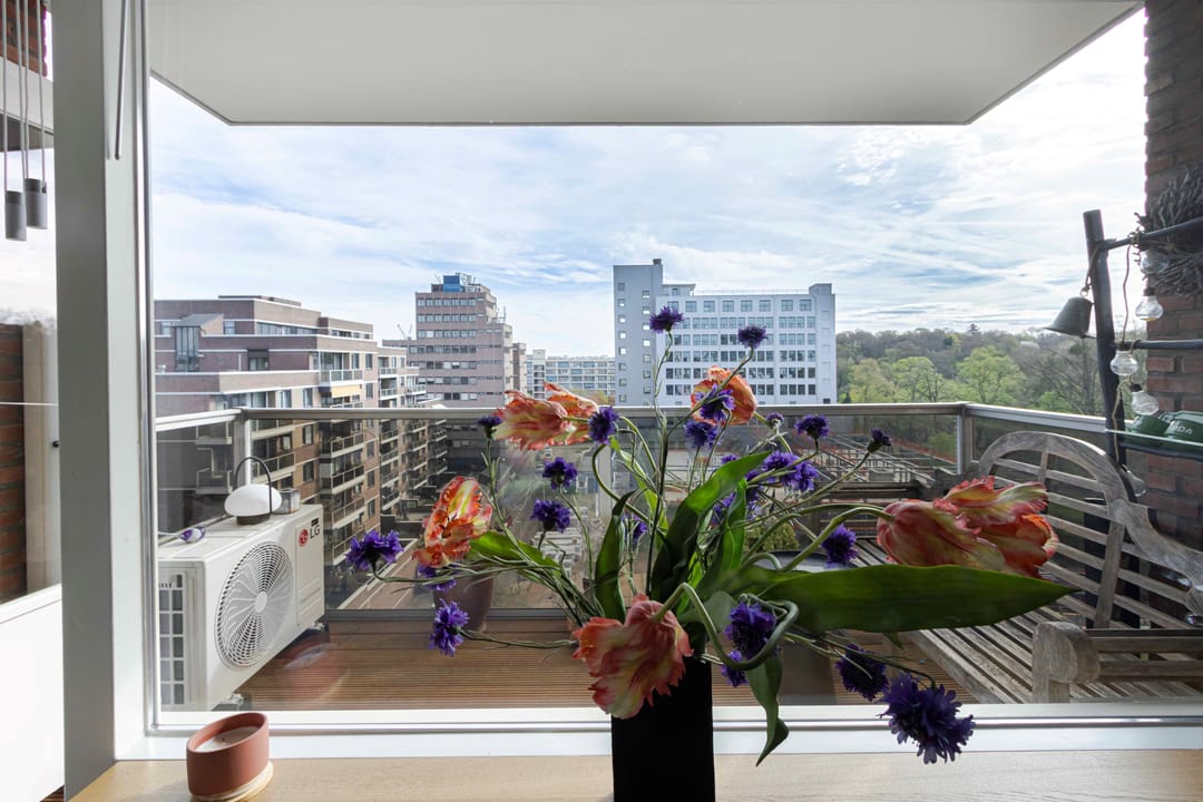 Luxurious Renovated Apartment in the Heart of Heerlen — 31