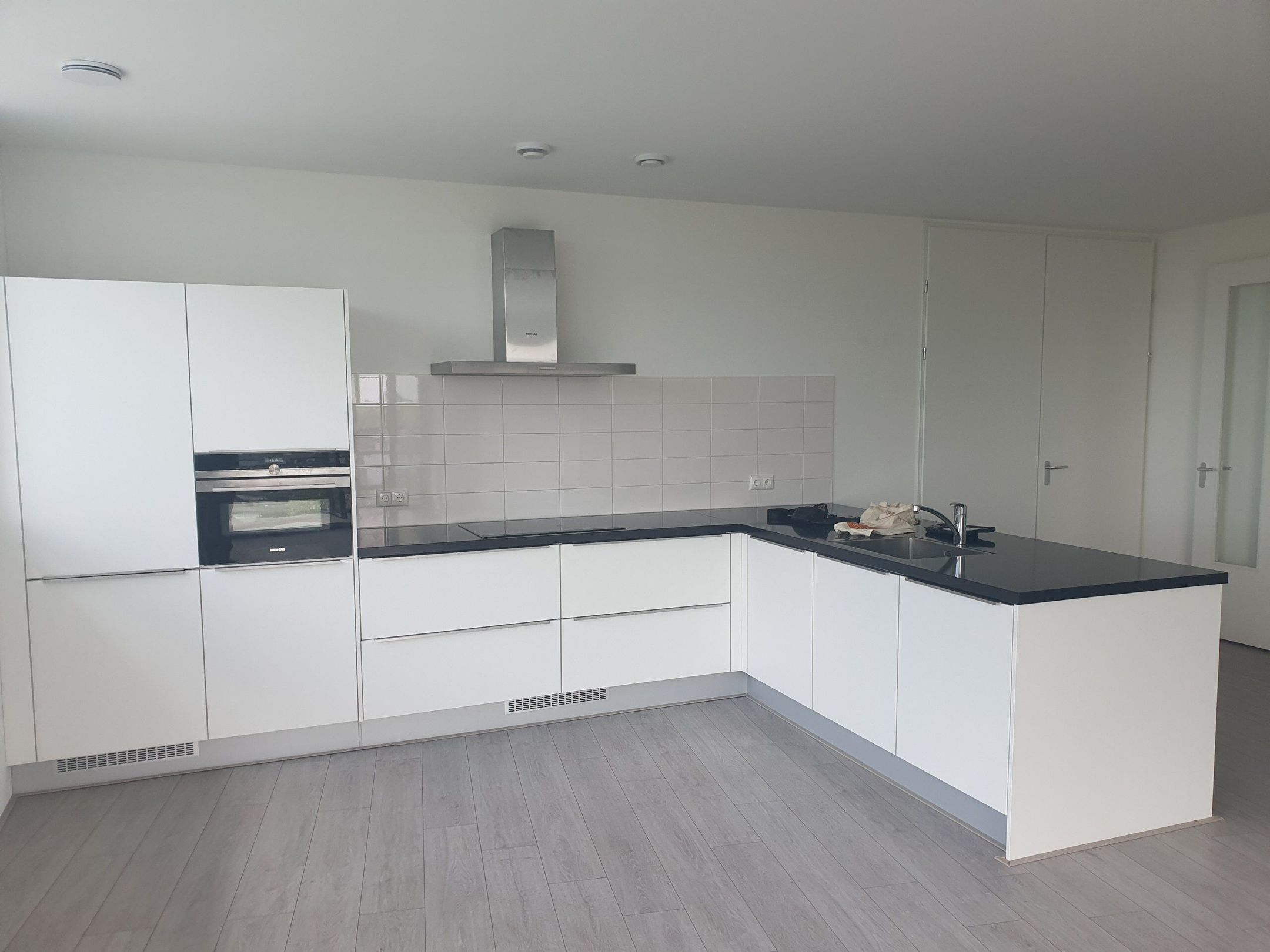 Photo 3 of David Ricardostraat 50