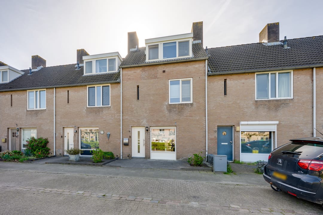 Photo 43 of Margriet 11