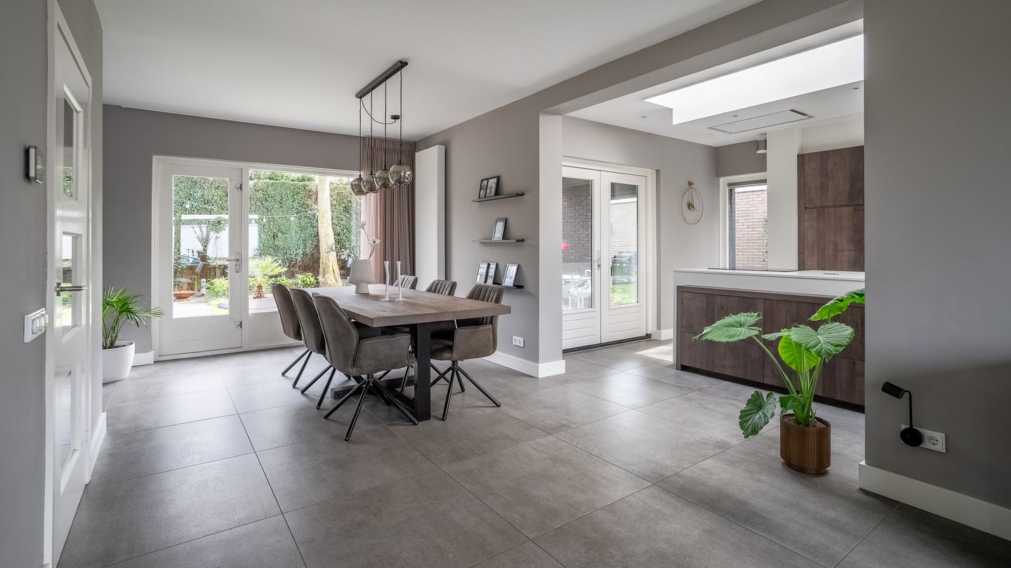 Photo 5 of Rensumaborg 9