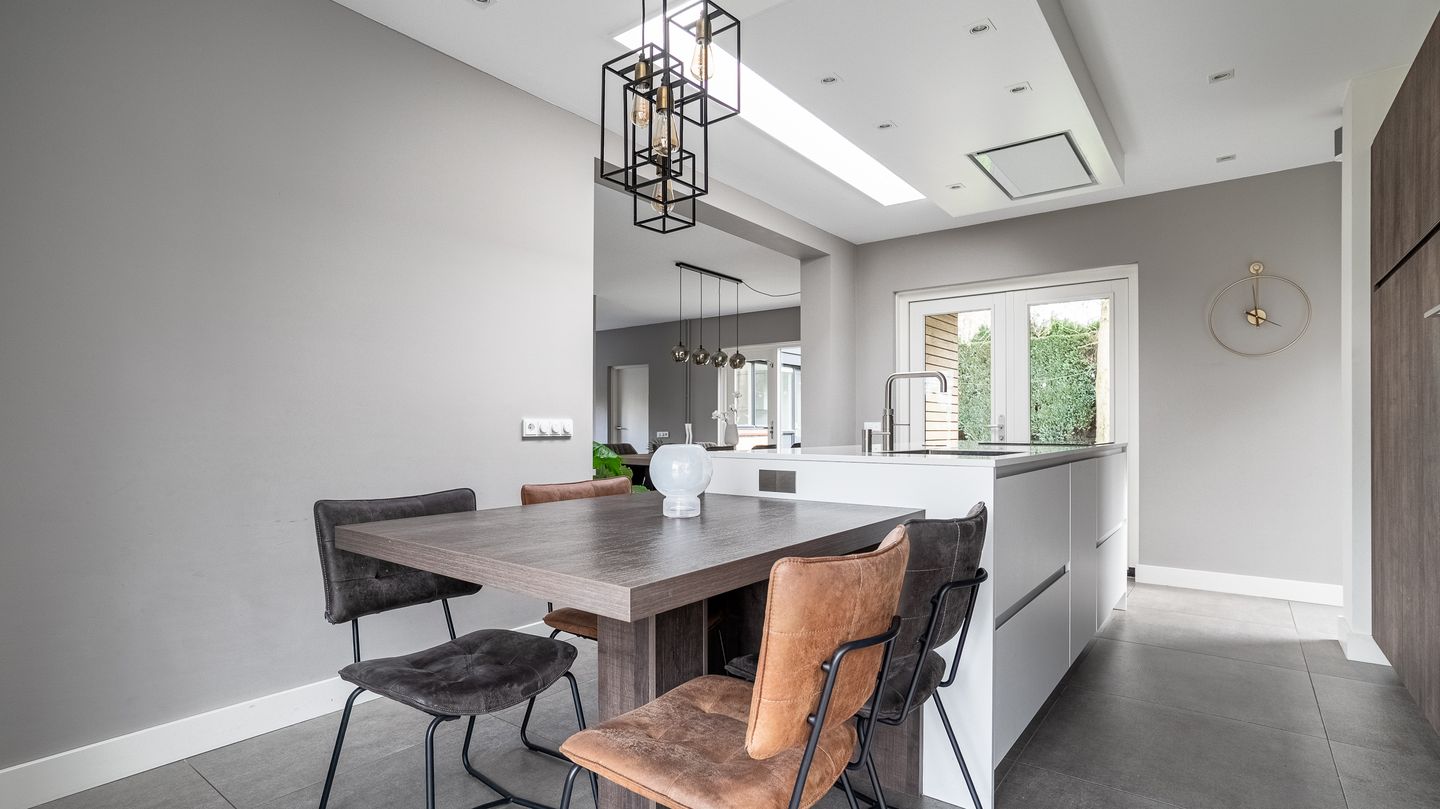 Photo 10 of Rensumaborg 9