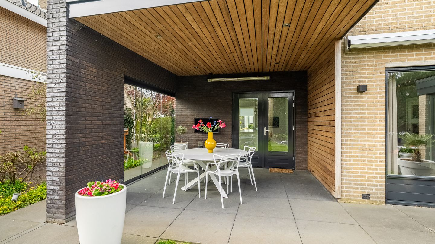 Photo 35 of Rensumaborg 9