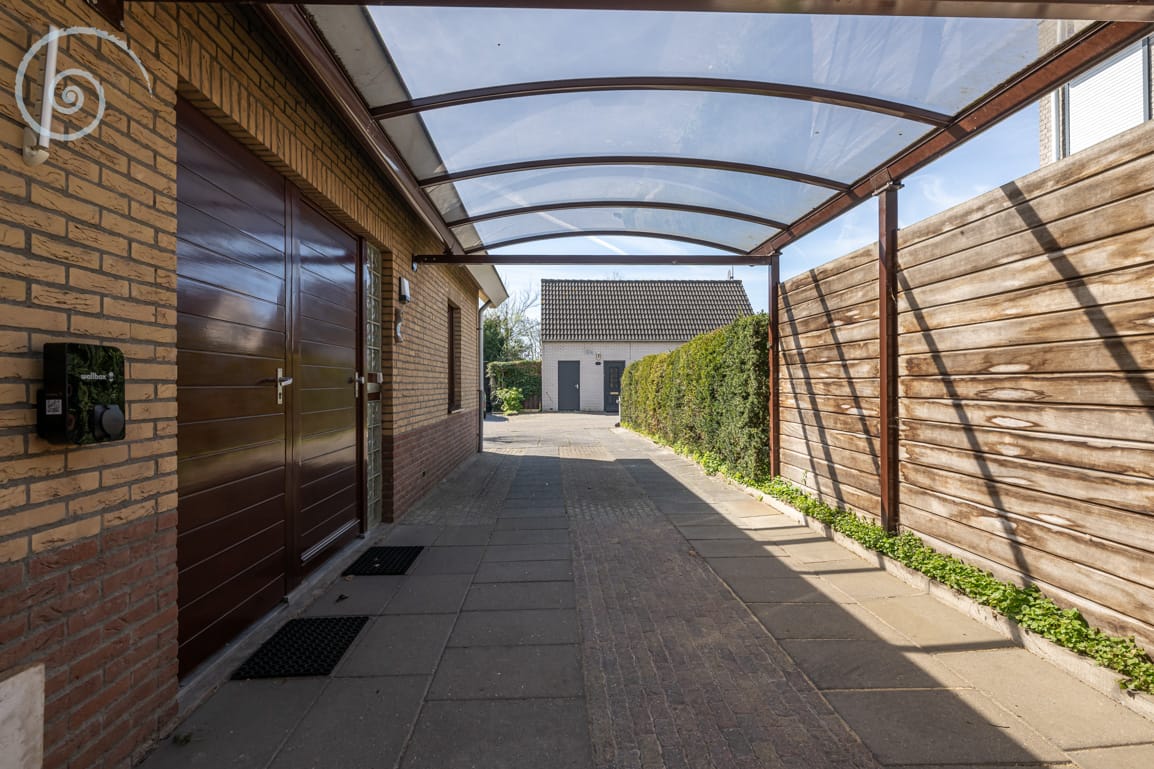 4-bedroom freehold villa in Ouddorp — photo 4 of 5