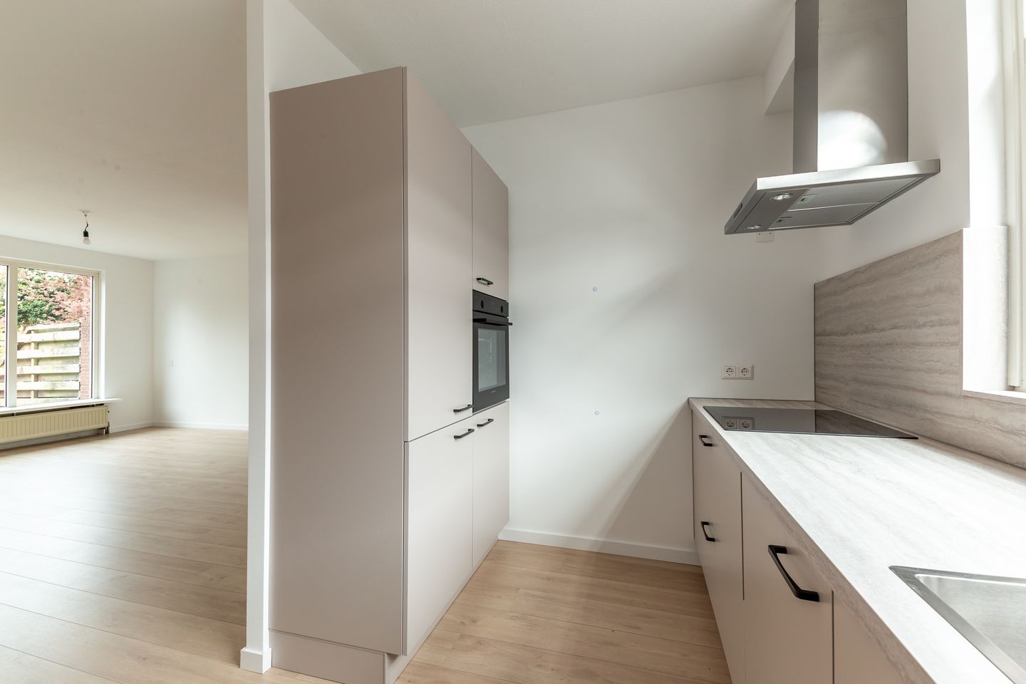 Foto 10 van Botter 33 6