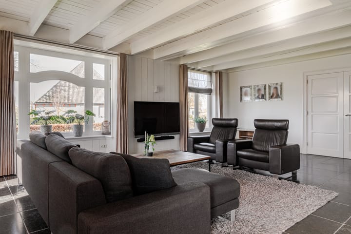 Vrijstaande woning te koop: Middelie 38, Middelie