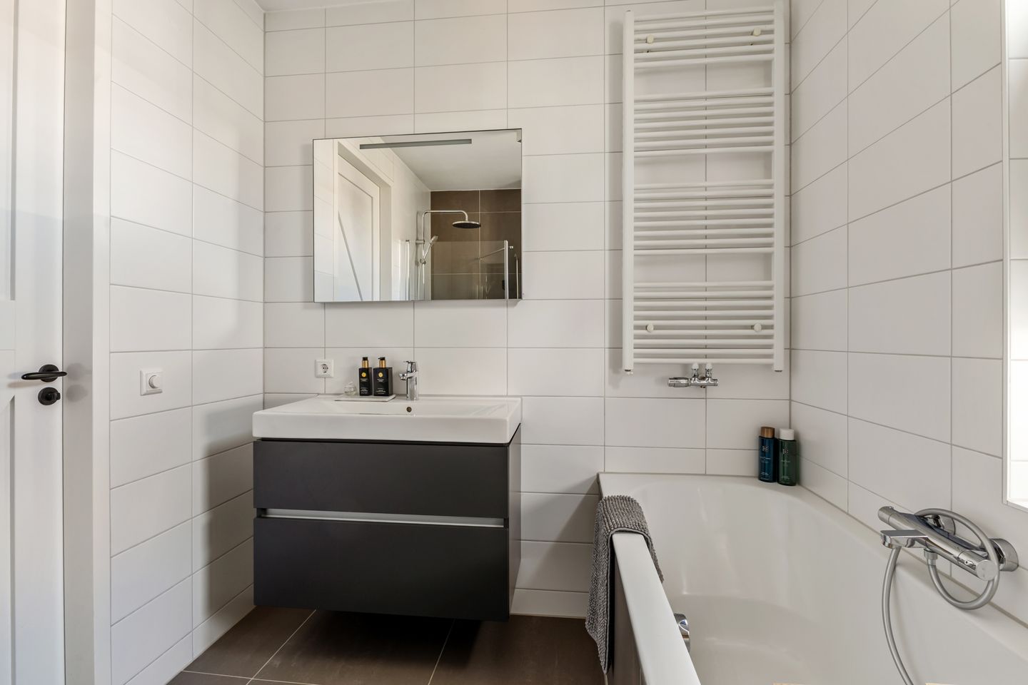 Photo 29 of Fritz Dietrich Kahlenbergstraat 9-A