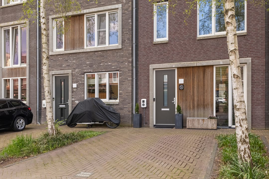 Photo 41 of Fritz Dietrich Kahlenbergstraat 9-A