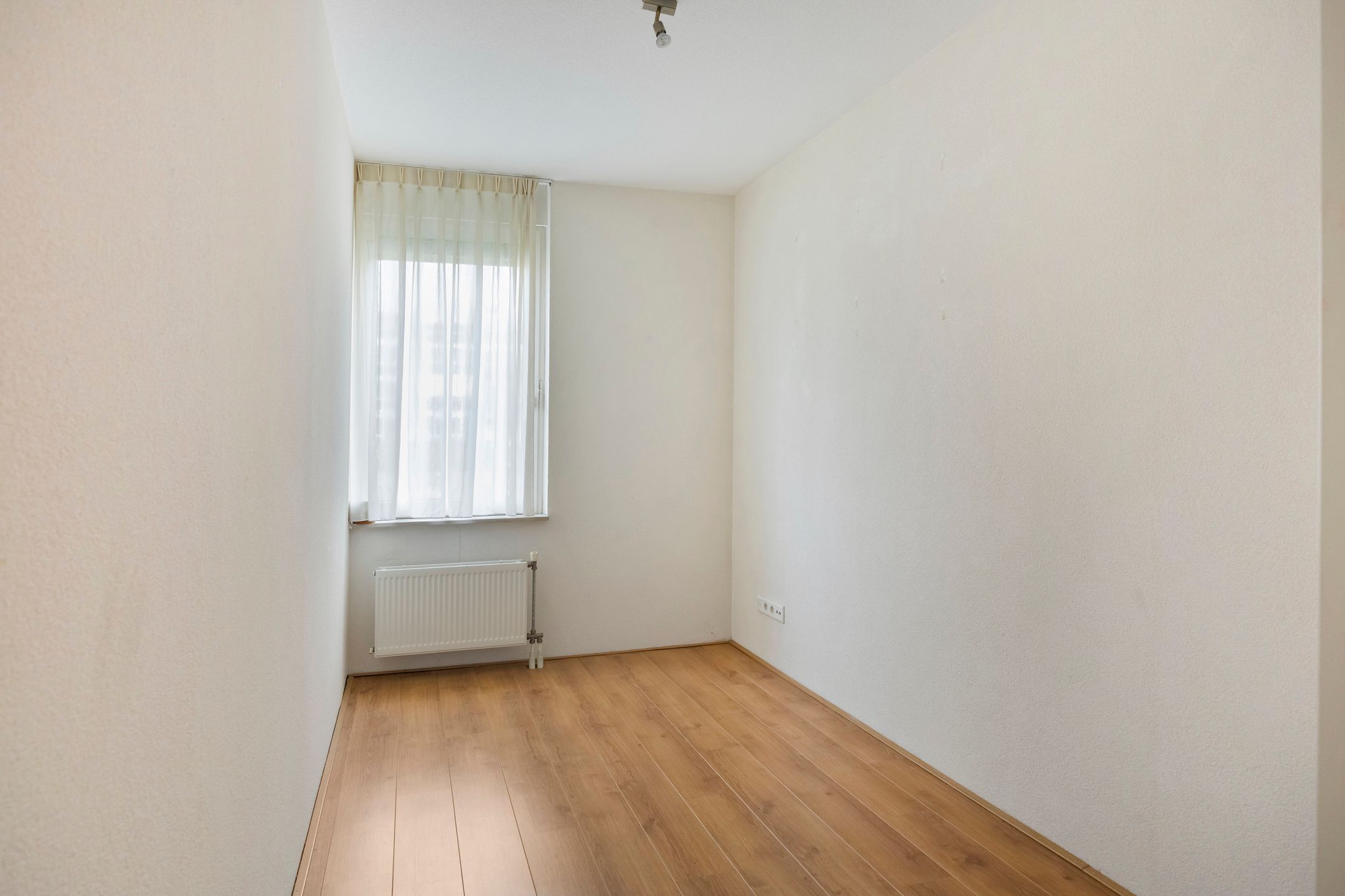 Photo 18 of Spieringstraat 3