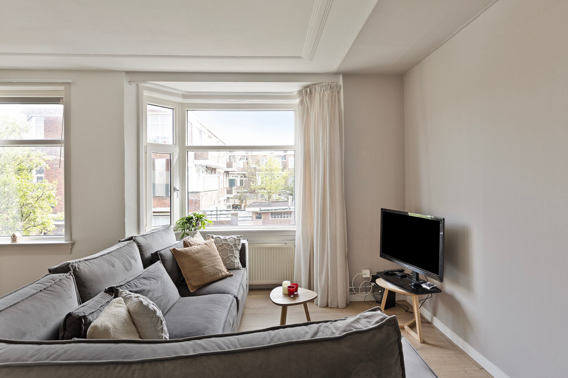 Foto 9 van Elise van Calcarstraat 33