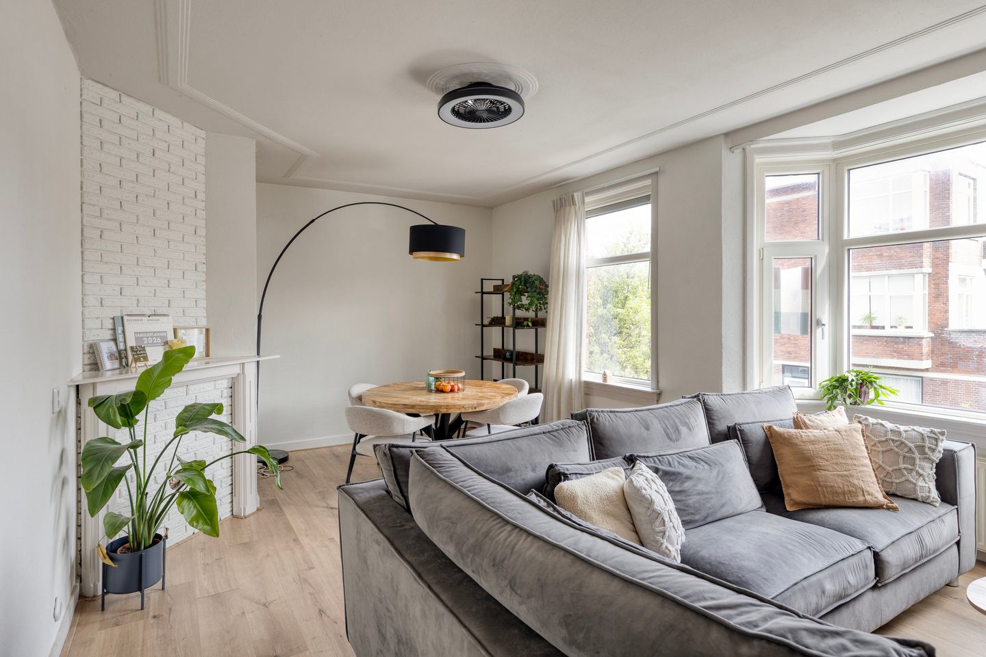 Foto 10 van Elise van Calcarstraat 33