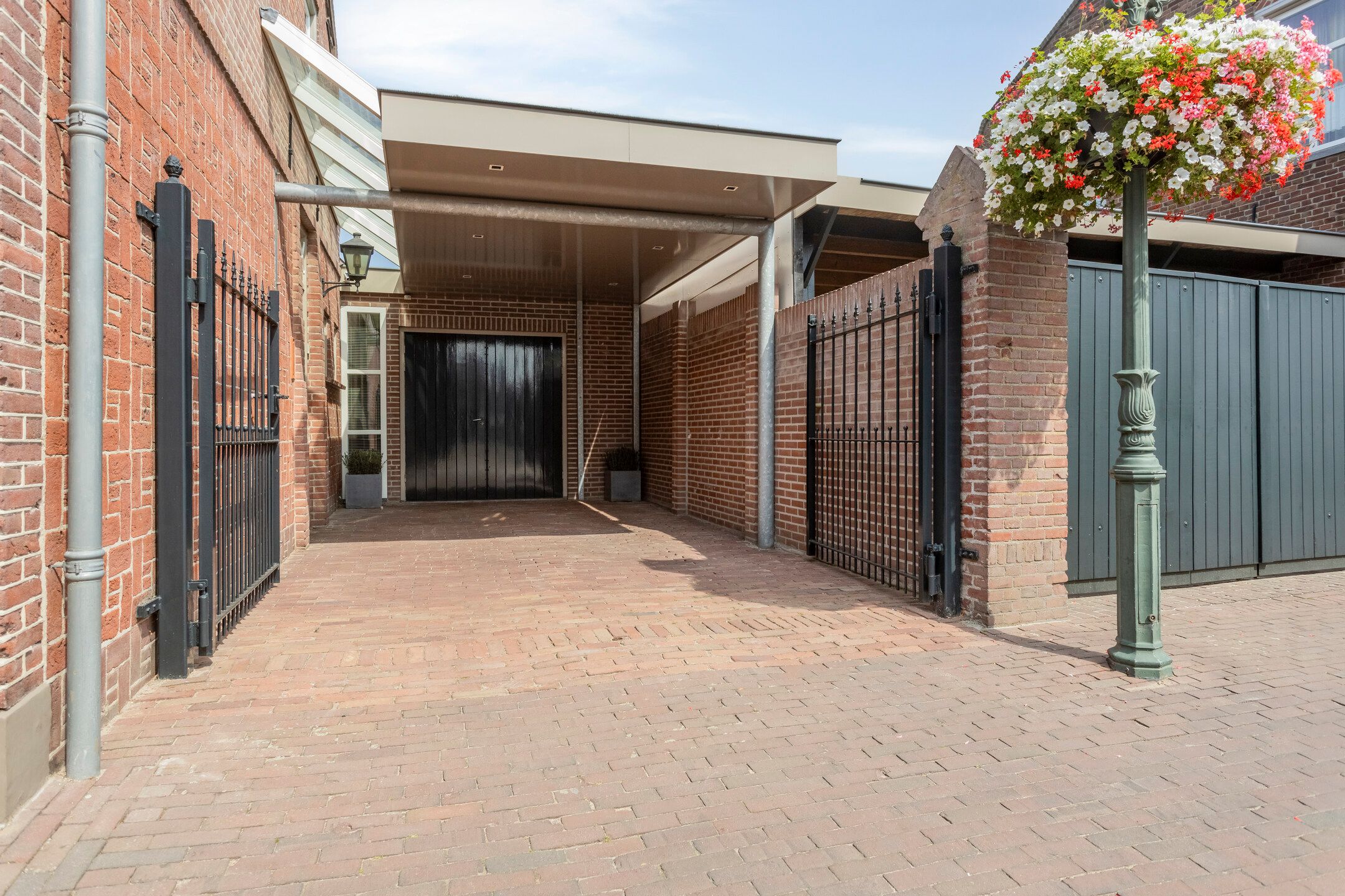 Photo 9 of Rijkesluisstraat 42