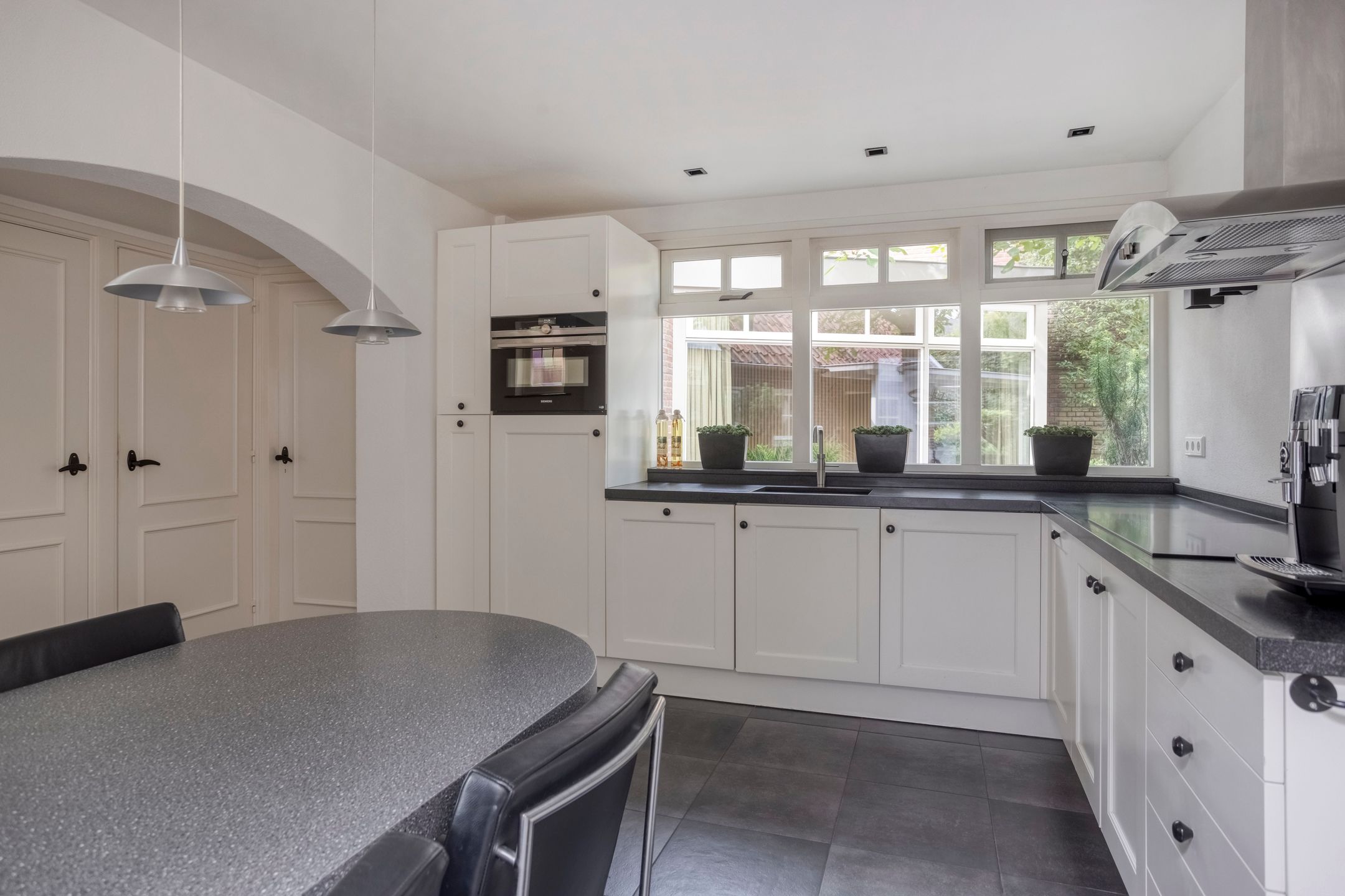 Photo 15 of Rijkesluisstraat 42