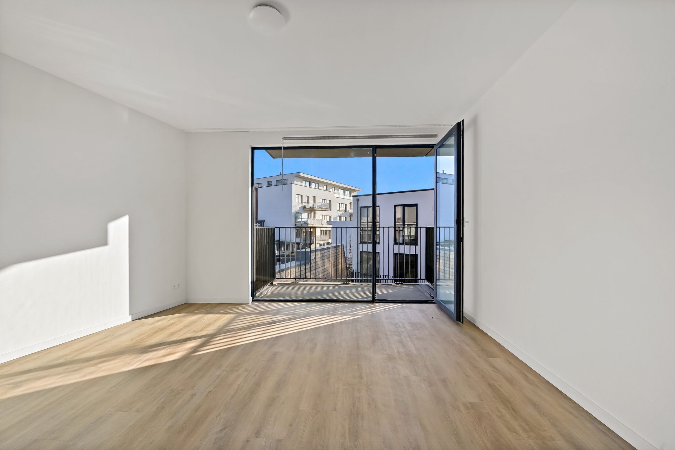 Foto 9 van Zeesluisweg 56-F