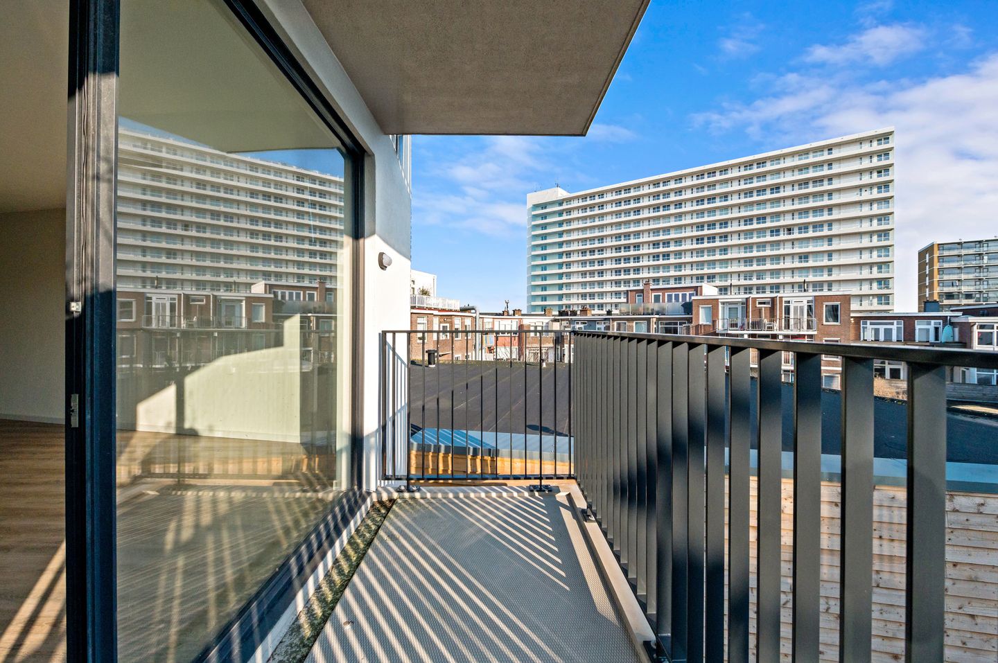 Foto 10 van Zeesluisweg 56-F