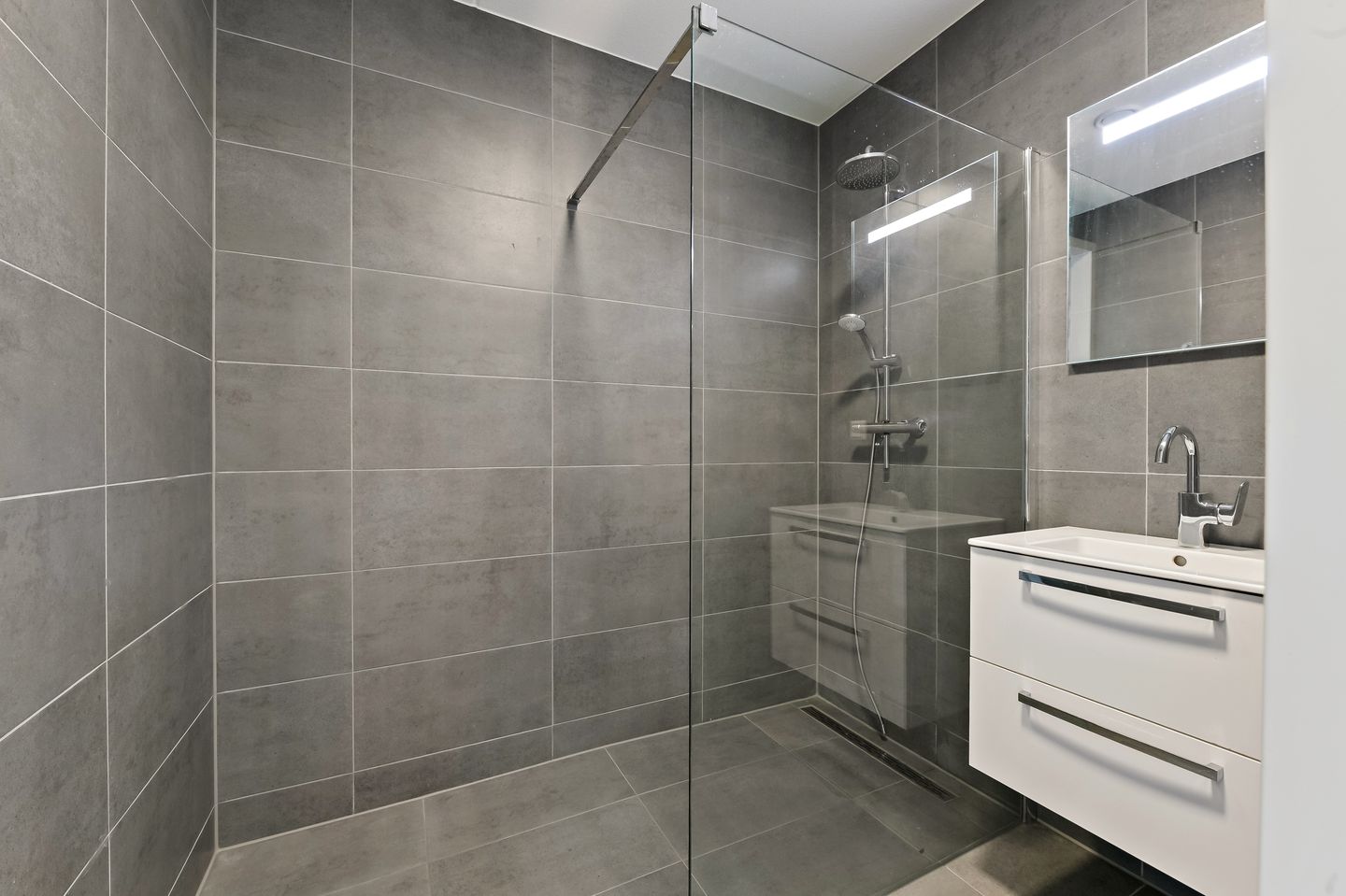 Foto 19 van Zeesluisweg 56-F