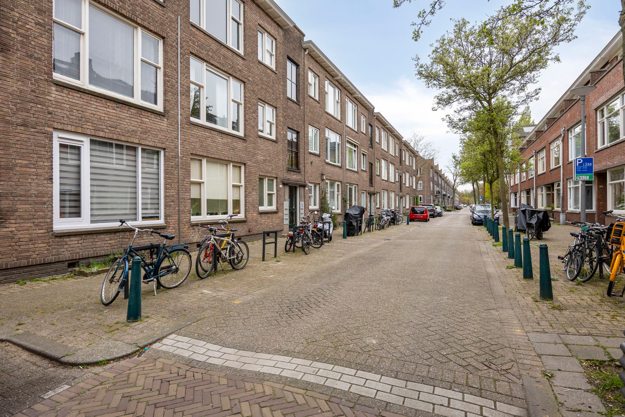 Photo 21 of Nachtegaalstraat 16-C