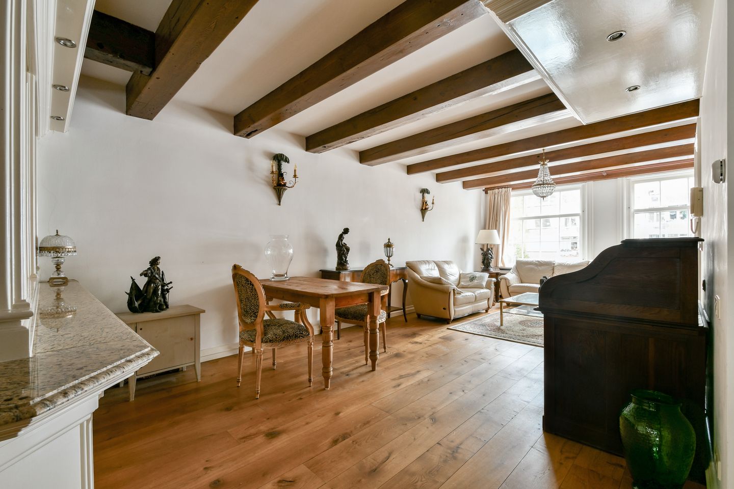 Photo 25 of Muiderstraat 8-H