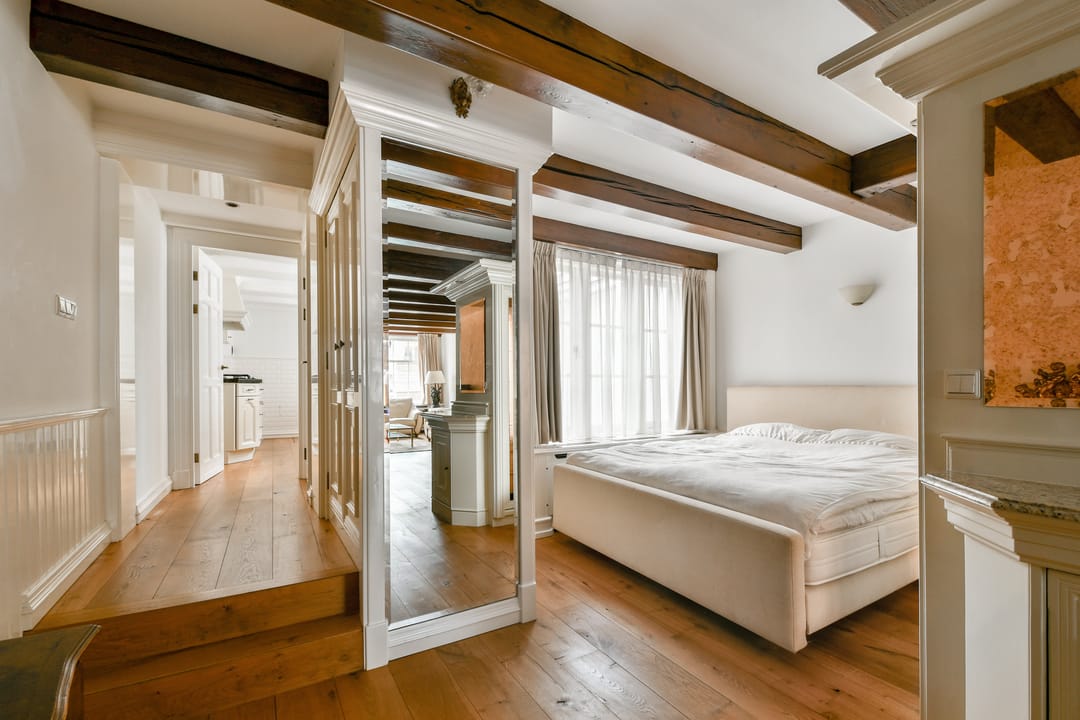 Photo 28 of Muiderstraat 8-H