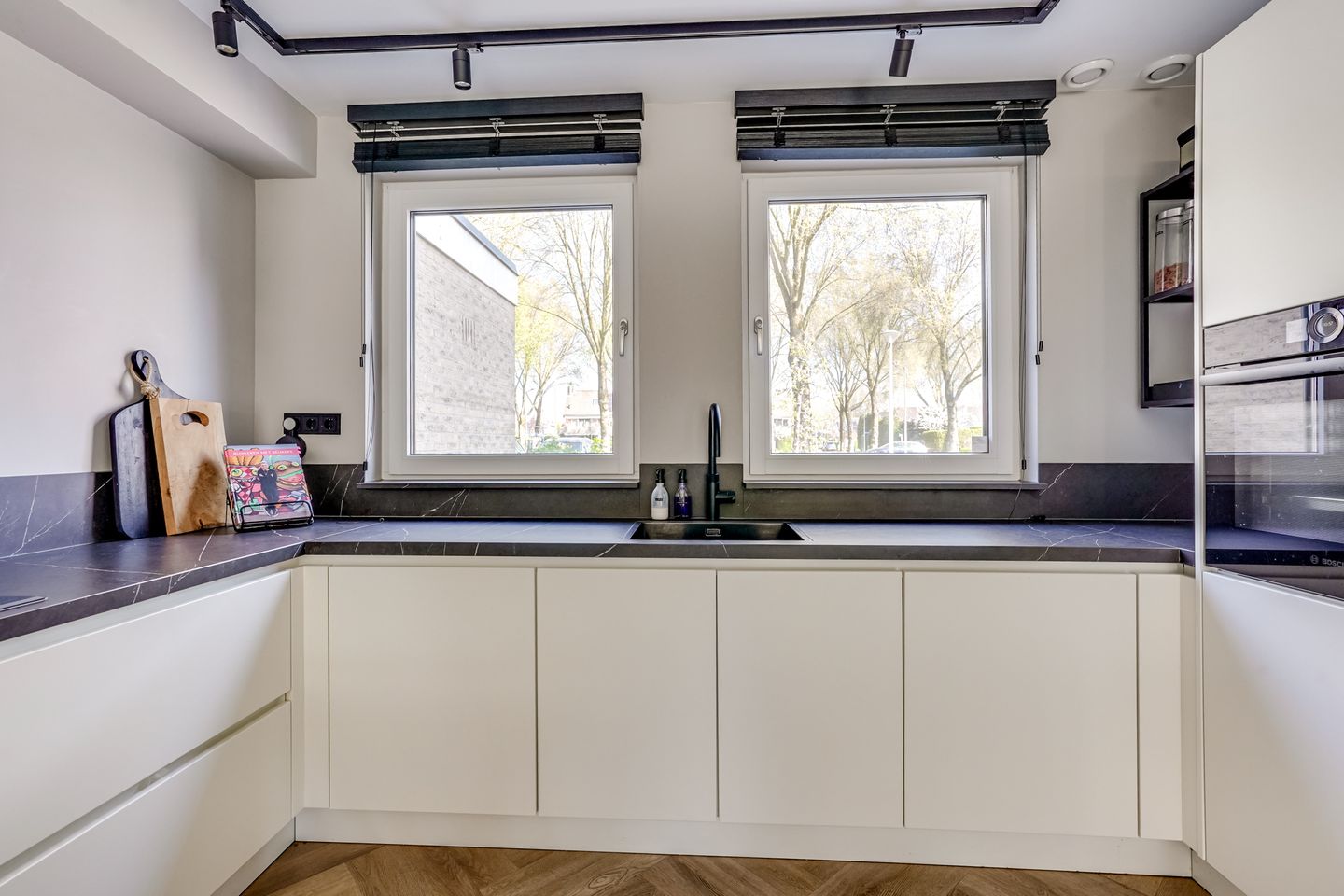 Luxurious Renovated Corner House in Houten Gilden — 19
