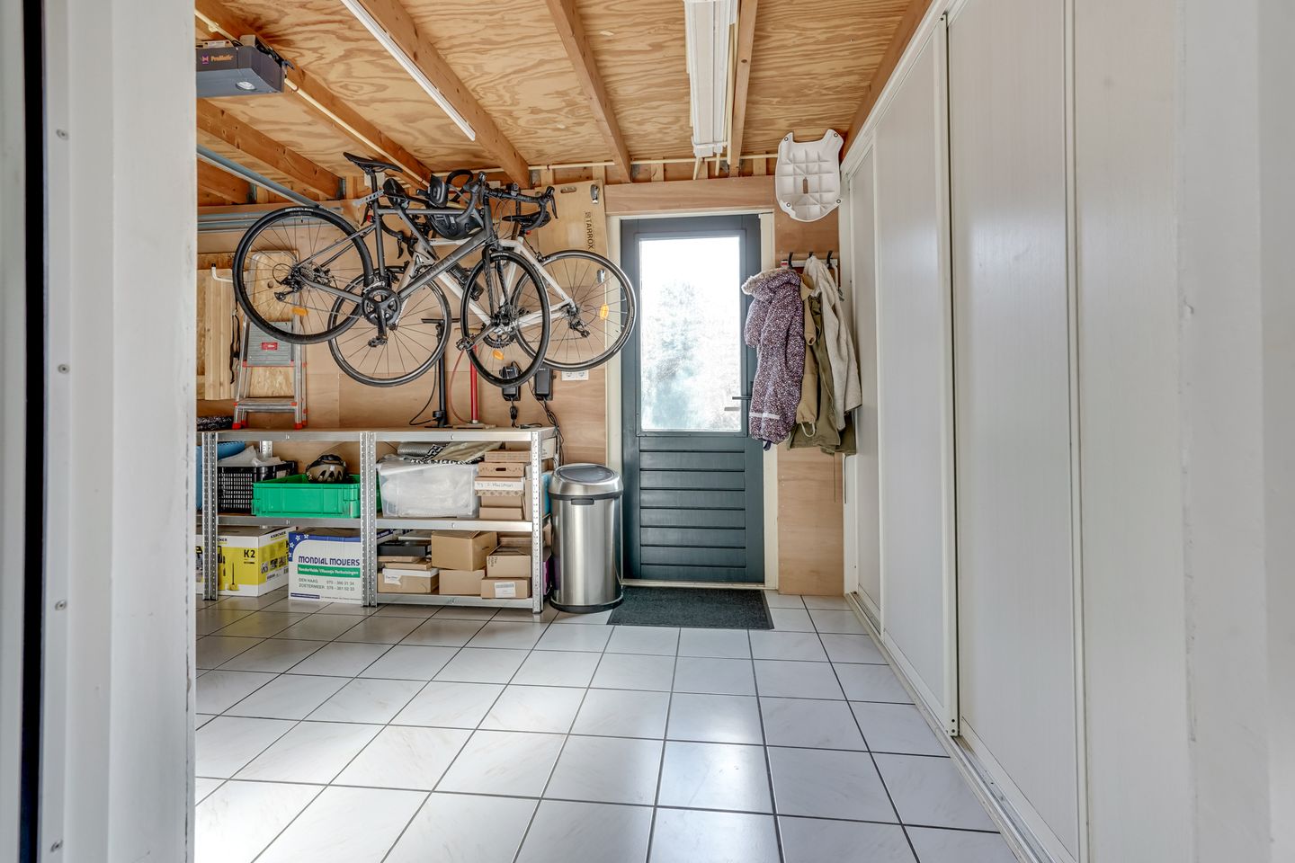 Luxurious Renovated Corner House in Houten Gilden — 34