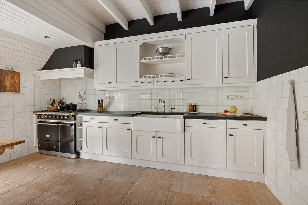 Completely Modernized Farmhouse with Freestanding Thatched Barn in Aalden — 17
