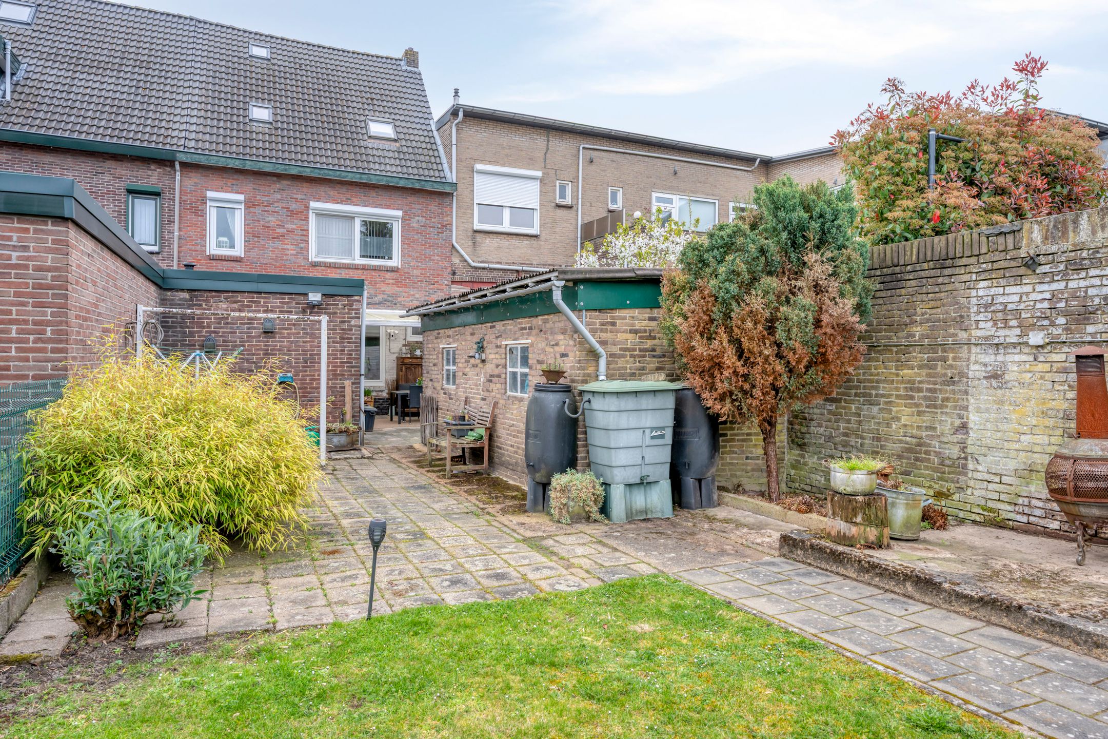 Foto 27 van Rijksweg Zuid 193