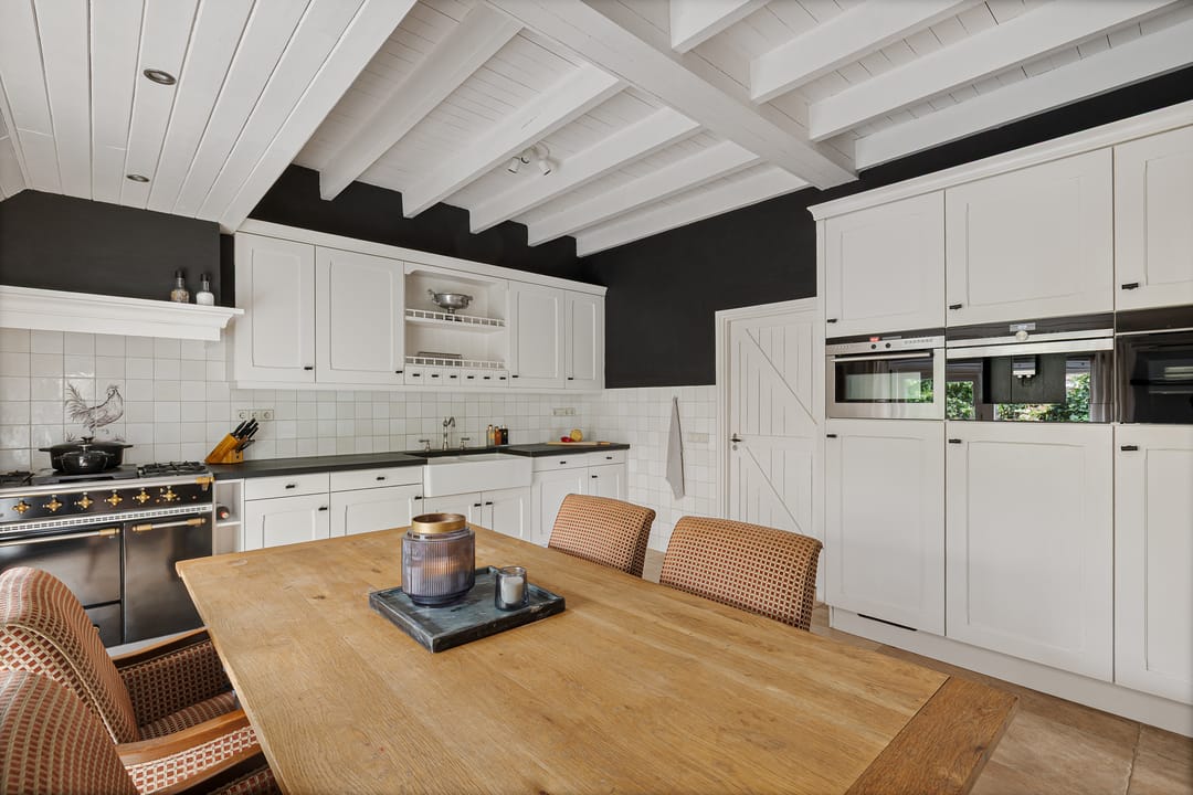 Completely Modernized Farmhouse with Freestanding Thatched Barn in Aalden — 16