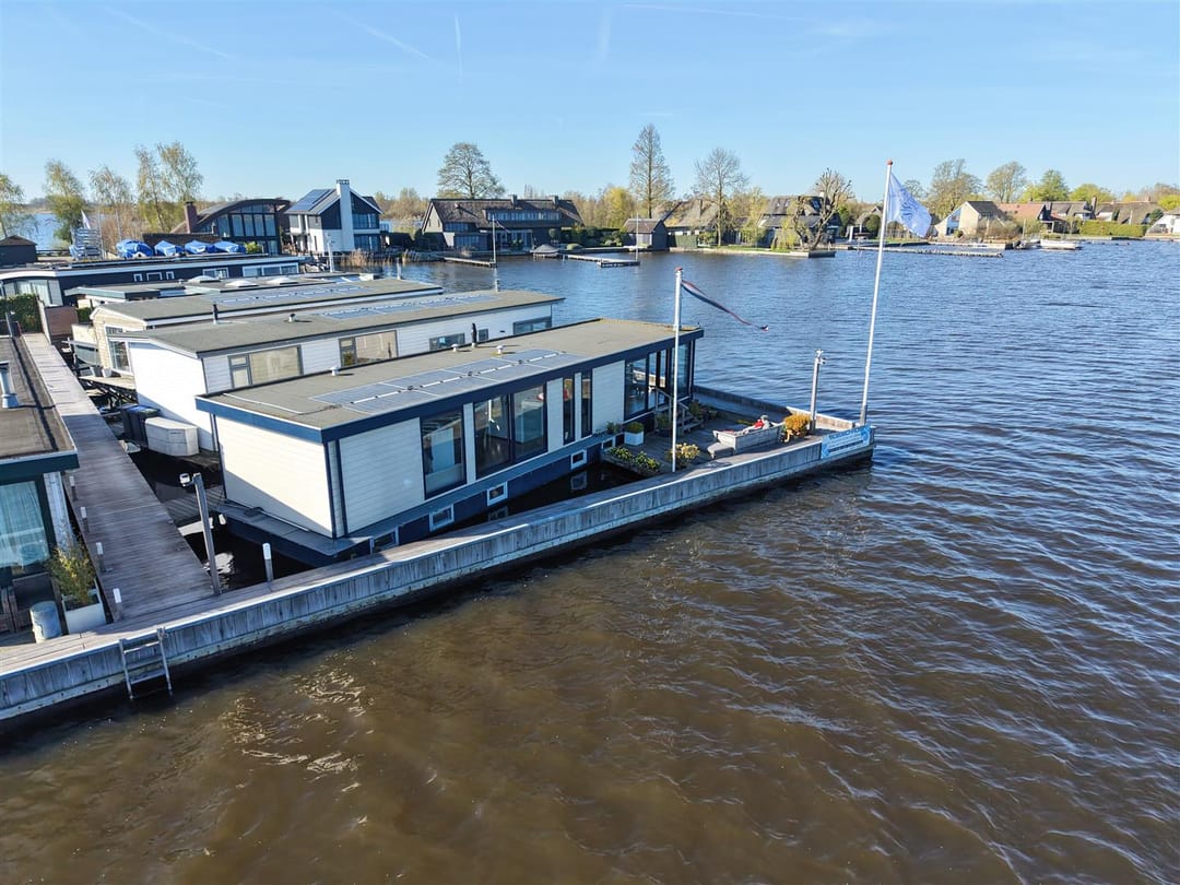 Foto 17 van Nieuw-Loosdrechtsedijk 270-AWS09