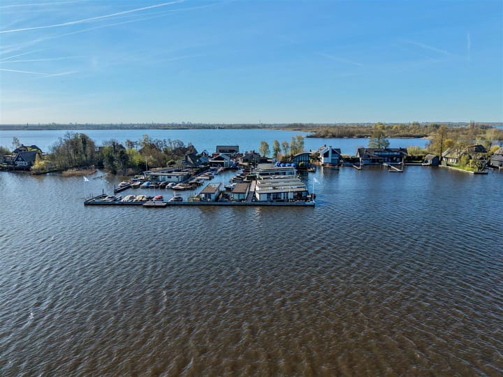 Foto 2 van Nieuw-Loosdrechtsedijk 270-AWS09