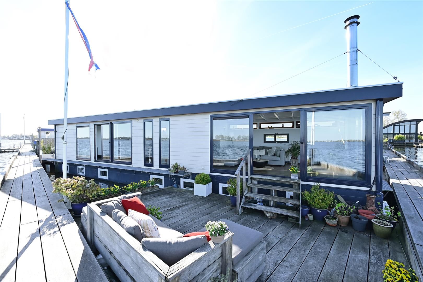 Foto 3 van Nieuw-Loosdrechtsedijk 270-AWS09