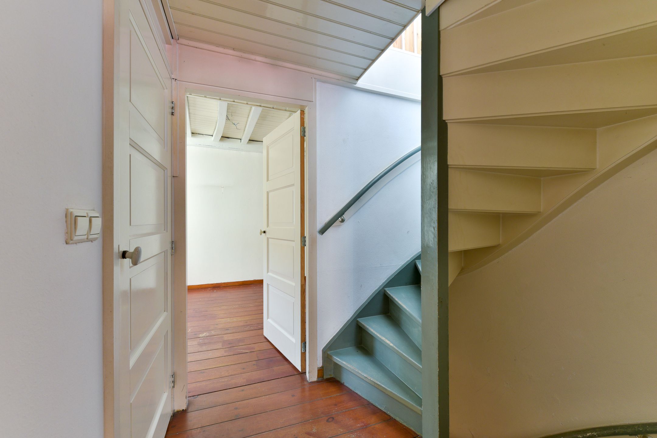 Photo 21 of Annastraat 3