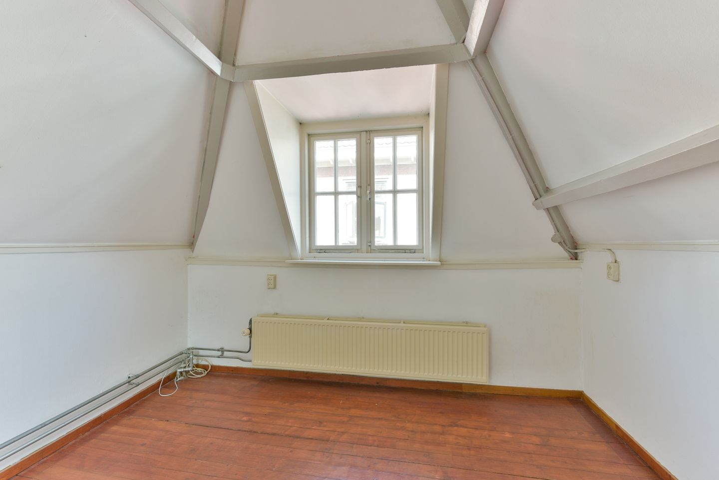 Photo 29 of Annastraat 3