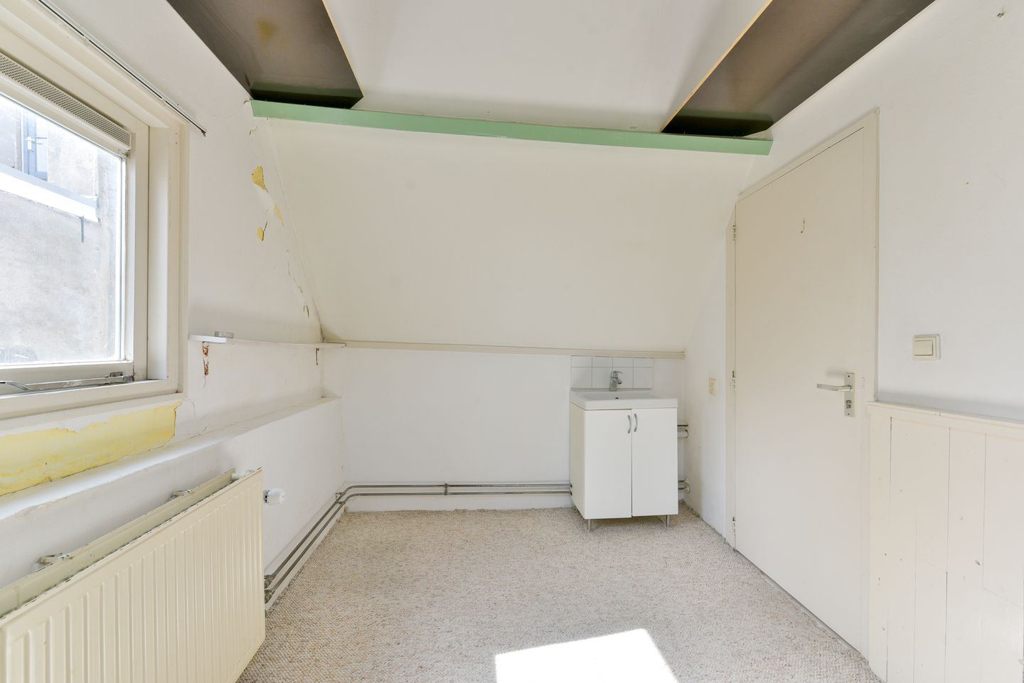 Photo 35 of Annastraat 3